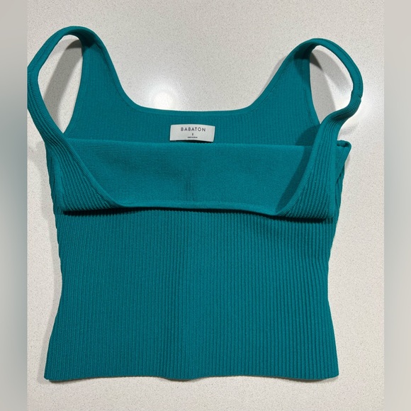 Aritzia - Babaton Sculpt Knit Squareneck Tank in Emerald Green - Picture 3 of 7